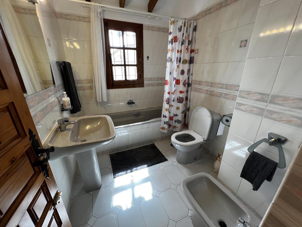 Terraced House In The Mountains With Fantastic View Villa Малага Екстериор снимка